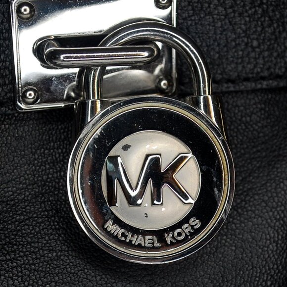 Black Large Lock & Key Accent Michael Kors Hamilton Shoulder Bag - Picture 2 of 8
